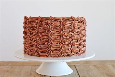 chocolate-pretzel-cake-cake-by-courtney image