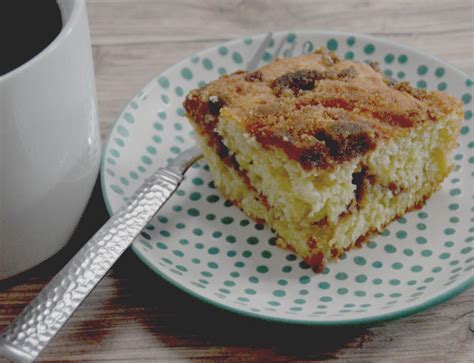 easy-bisquick-coffee-cake-recipe-moola-saving-mom image