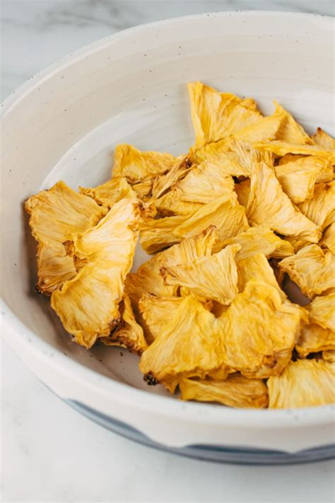 dehydrated-pineapple-chunks-recipe-sprouting-zen image