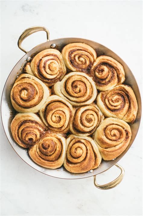 apple-cider-cinnamon-rolls-the-vanilla-bean-blog image
