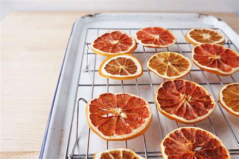 how-to-eat-grapefruit-new-health-advisor image