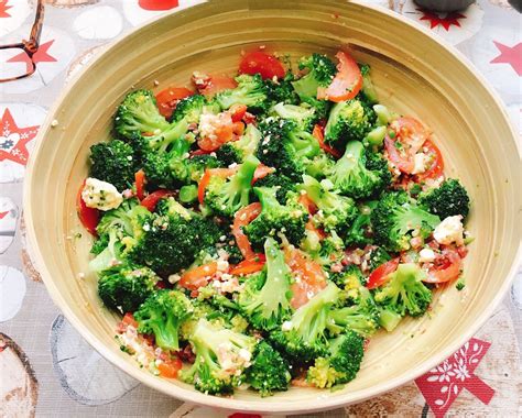 jamie-oliver-broccoli-salad-katis-life image