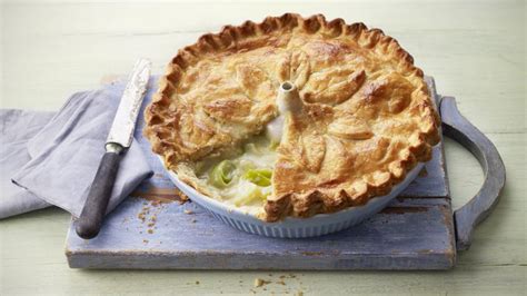 make-delicious-pie-with-cheese-leek-and-potato image