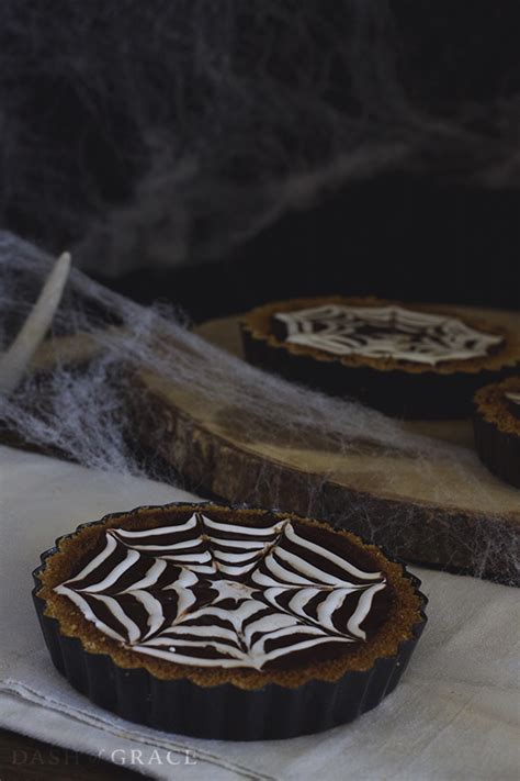 spooky-smores-spider-web-tarts-recipe-dash-of-grace image