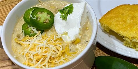 slow-cooker-white-chicken-chili-recipe-is-a-reddit-fan image