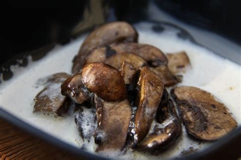 raw-cream-of-mushroom-soup-peta image