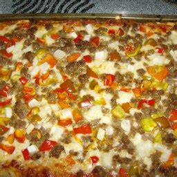 chicago-style-italian-sausage-and-pepper-deep-dish-pizza image