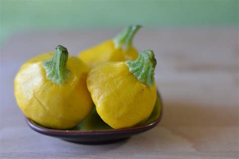 ptisson-grills-grilled-pattypan-with-garlic-and-lemon image