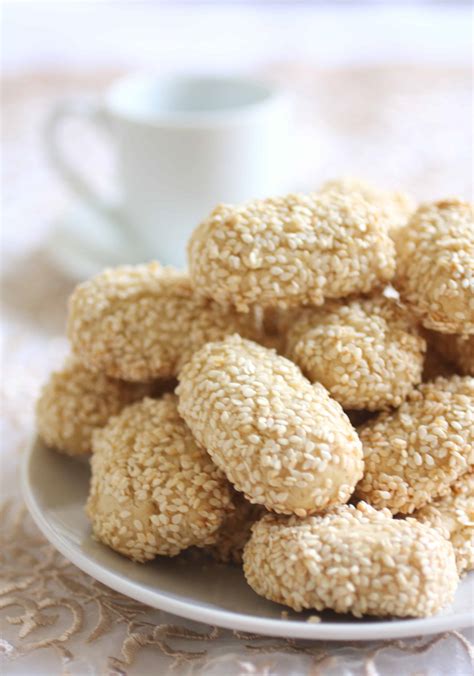 italian-seed-cookies-biscotti-di-regina-the-queens-cookies image