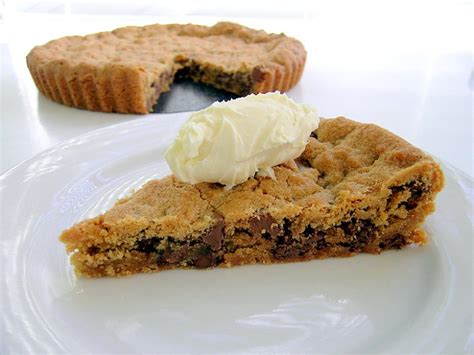 chocolate-peanut-butter-cookie-pie-recipe-recipesnet image