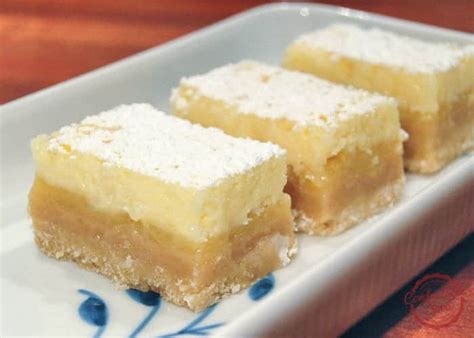 lemon-cheesecake-bars-comfortable-food image