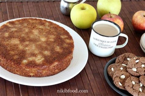 passover-apple-cake-recipe-the-cake-comes-out image