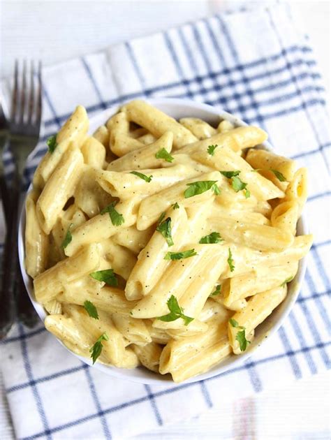 creamy-garlic-butter-pasta-recipe-the-kitchen-paper image