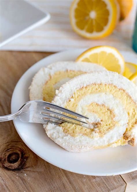 lemon-angel-food-cake-roll image