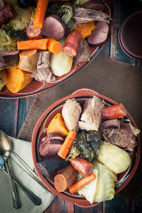portuguese-mixed-meat-boil-cozido-portuguesa image