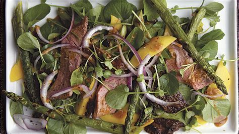 grilled-asparagus-and-steak-salad-with-hoisin image