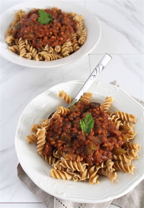 vegan-spaghetti-sauce-recipe-with-lentils image