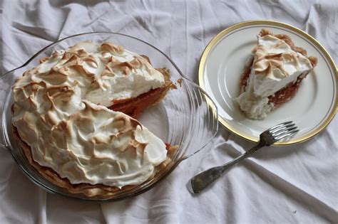 cranberry-rhubarb-meringue-pie-dobbernationloves image