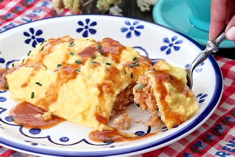 how-to-make-omurice-japanese-rice-omelette-foxy image