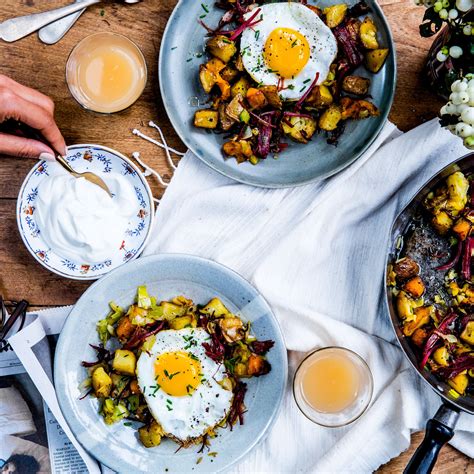 pastrami-and-potato-hash-with-fried-eggs-recipe-bon image