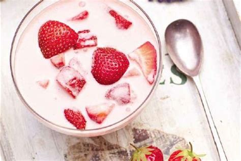 strawberry-and-lavender-panna-cotta-with-olive-oil image