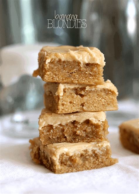 banana-blondies-cookies-and-cups image