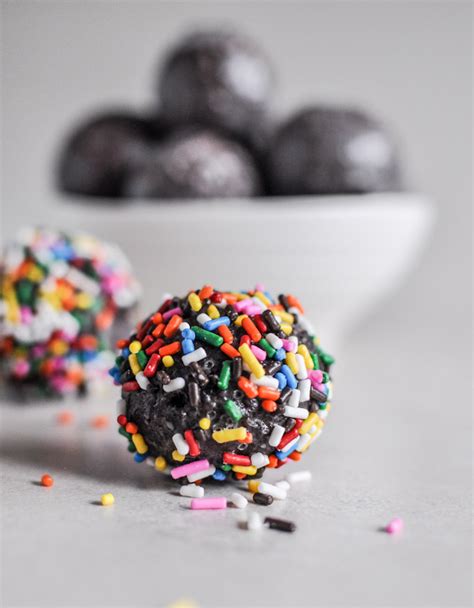 glazed-chocolate-doughnut-holes-how-sweet-eats image