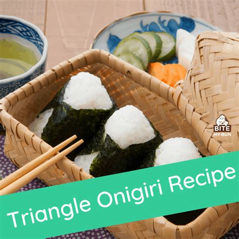 how-to-make-your-onigiri-into-perfect-triangles-full image