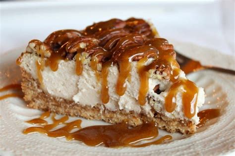 pecan-pie-cheesecake-laurens-latest image