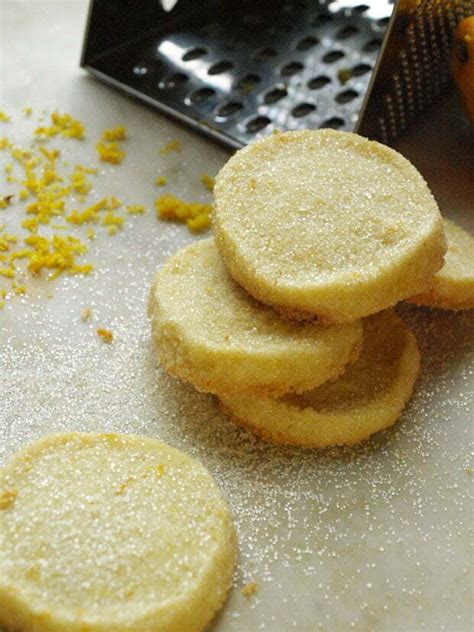 lemon-shortbread-cookies-food-gypsy image