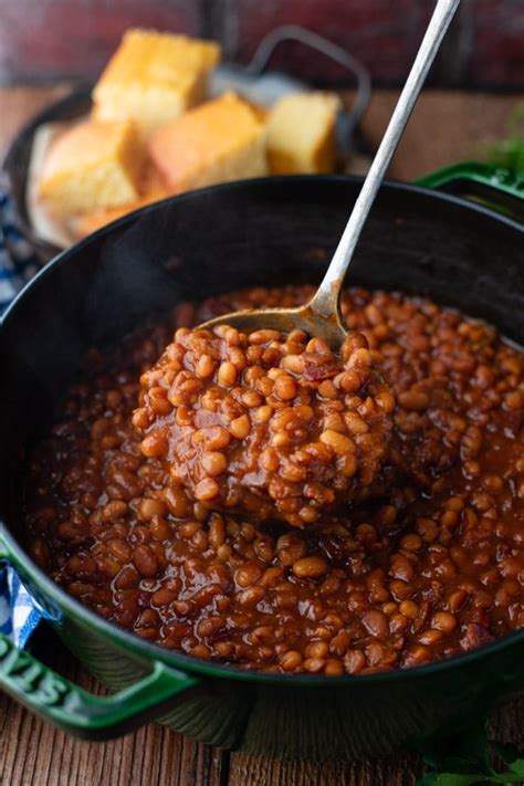 homemade-baked-beans-with-bacon-the-seasoned-mom image
