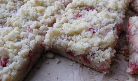 rhubarb-platz-recipe-yummymummyclubca image