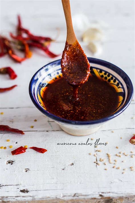 salsa-de-chile-de-rbol-en-aceite-maricruz-avalos-kitchen image