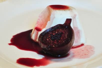 panna-cotta-with-red-wine-syrup-and-figs-tasty image