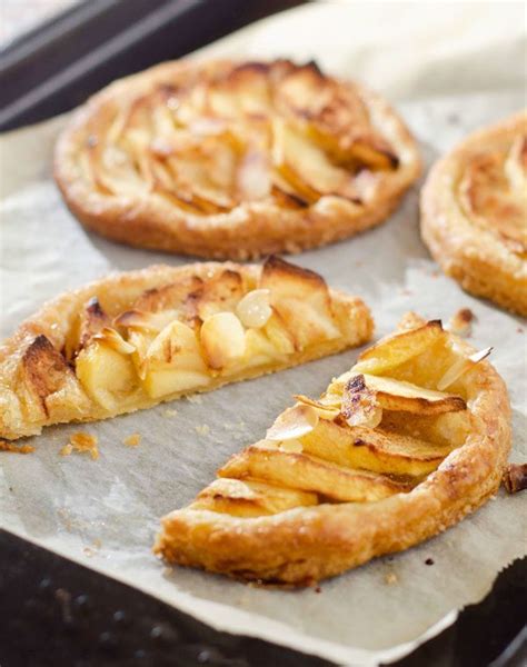 mini-individual-apple-tarts-recipe-eatwell101 image