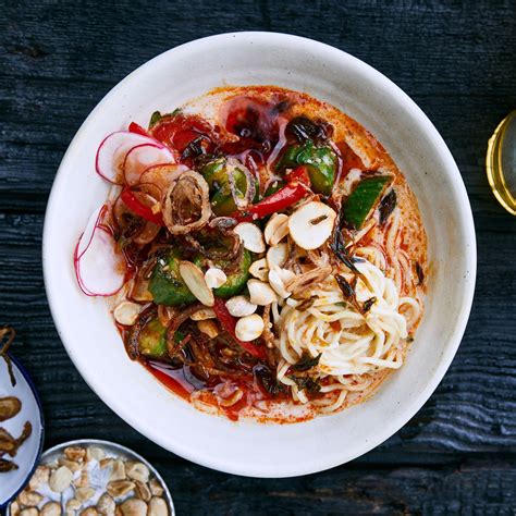 chilled-ramen-with-soy-milk-and-chili-oil-hungs image