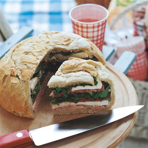 39-layered-picnic-loaf-ideas-recipes-food-picnic-food image