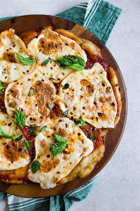 smoked-mozzarella-pizza-bakes-in-just-20-minutes image