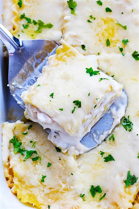 slow-cooker-three-cheese-chicken-lasagna-creme image