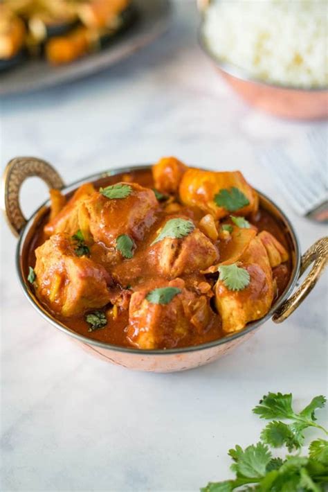 quick-and-easy-chicken-madras-culinary-ginger image