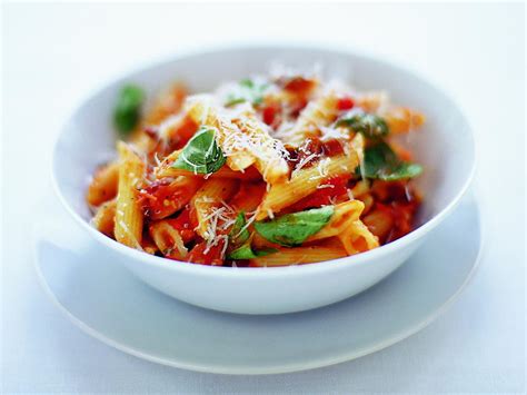 penne-with-tomato-and-basil-cookstrcom image
