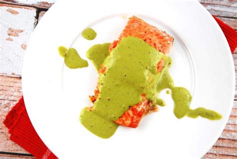 roasted-salmon-with-basil-mint-sauce-7-points image