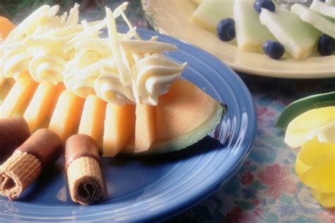 white-chocolate-mousse-in-melon-canadian image