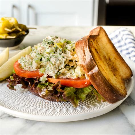 a-super-simple-preparation-for-tuna-salad-thats image