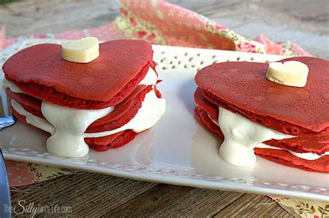 red-velvet-pancakes-this-silly-girls-kitchen image