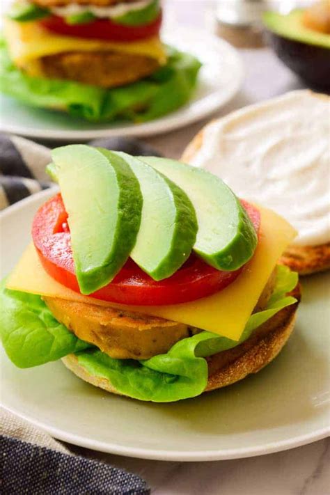 vegan-breakfast-sandwich-the-stingy-vegan image