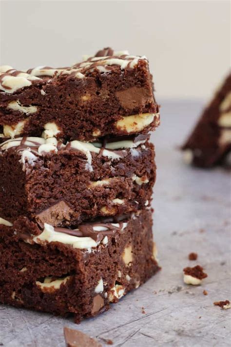 microwave-brownies-fudgy-gooey-chocolate image