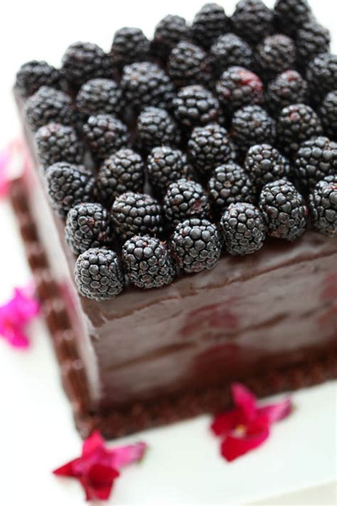 flourless-chocolate-almond-torte-for-passover-zobakes image