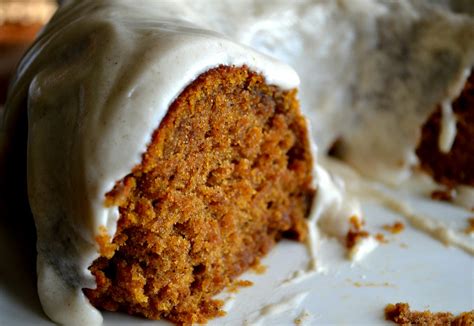 pumpkin-spice-buttermilk-cake-with-cinnamon-cream image