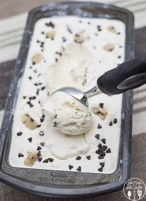 no-churn-chocolate-chip-cookie-dough-ice-cream image